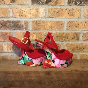 Floral Wedges